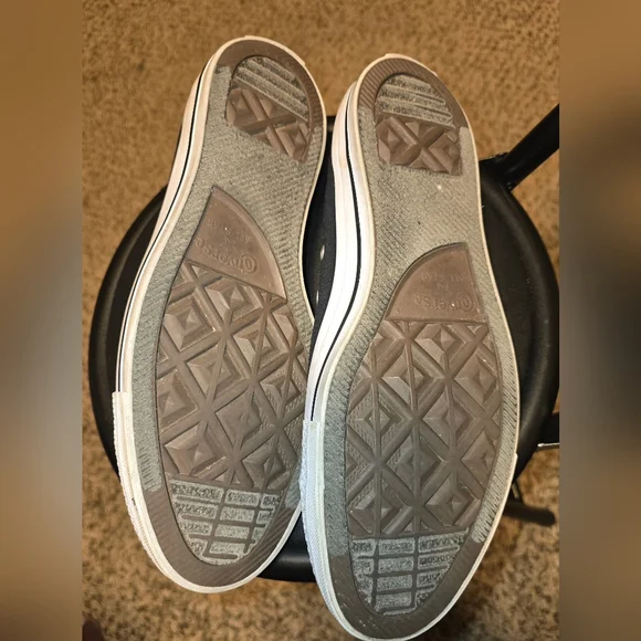 Converse Black and White Sneakers - Picture 7 of 7